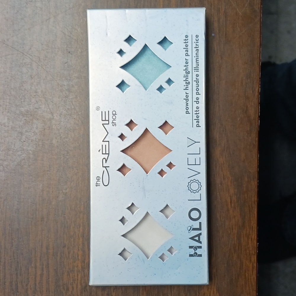The Creme Shop, Halo Lovely powder highlighter palette